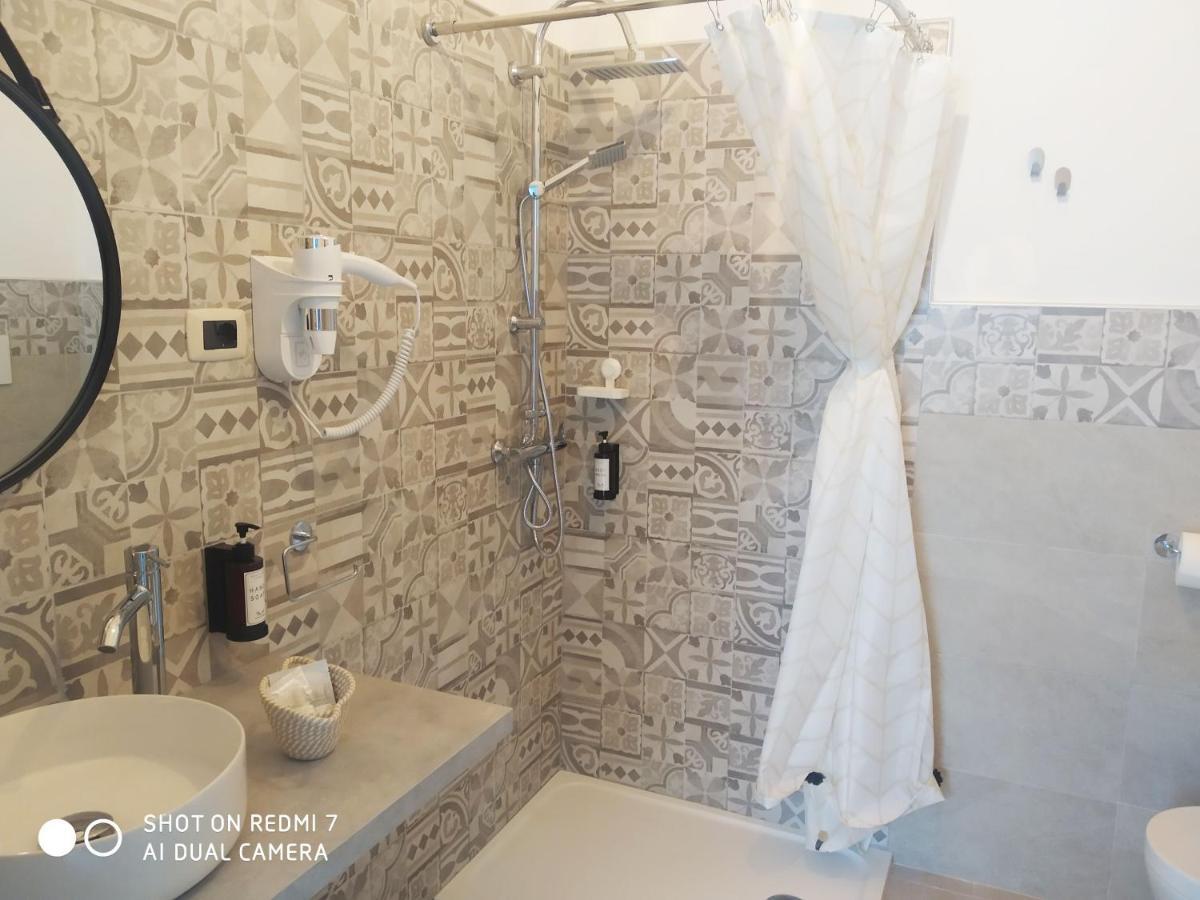 Aurisa Apartment Bari Ngoại thất bức ảnh