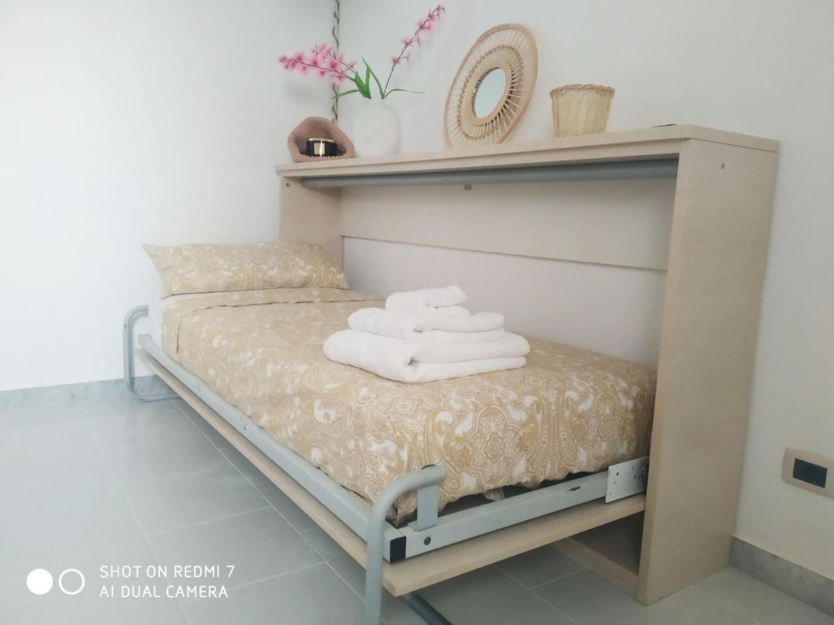 Aurisa Apartment Bari Ngoại thất bức ảnh